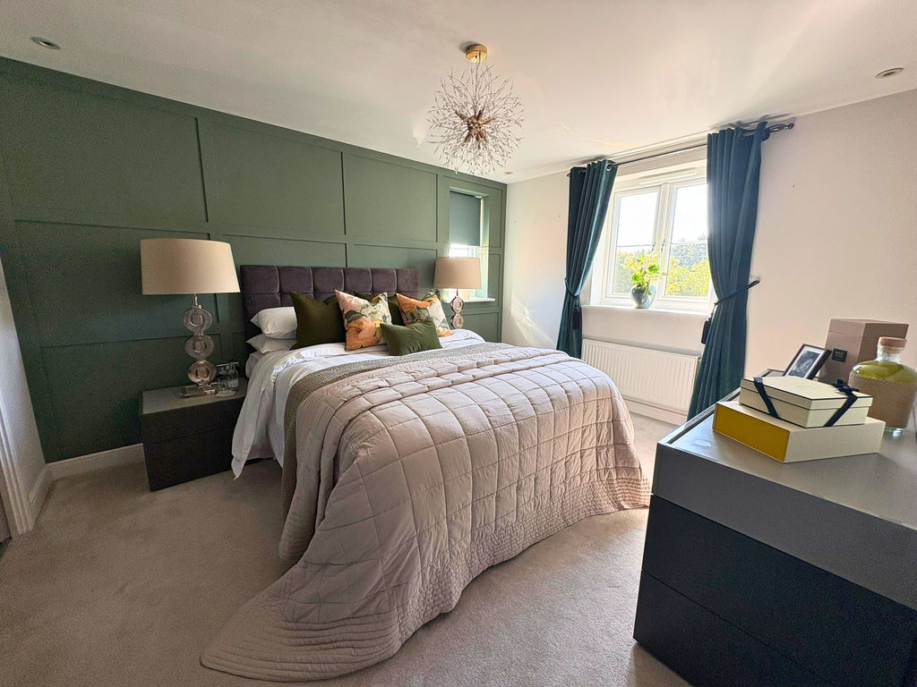 Harrow Drive Headley